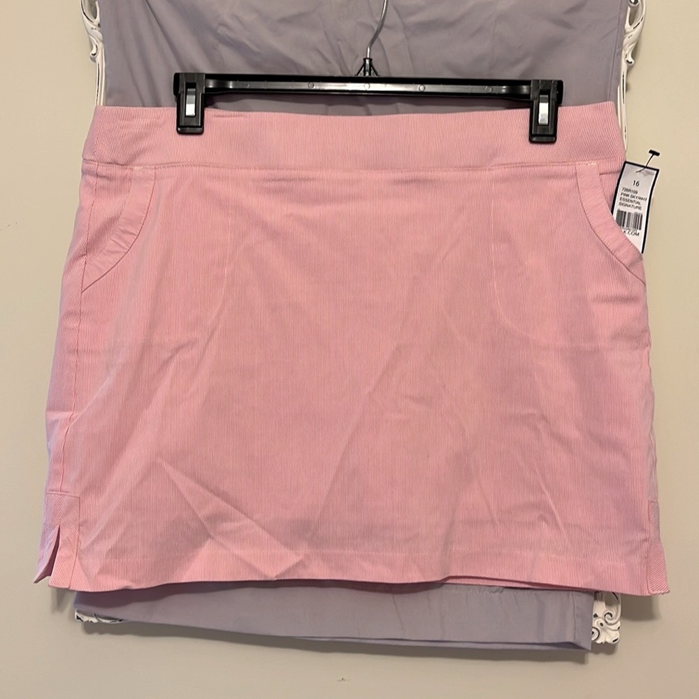 Pink and whit pin strip